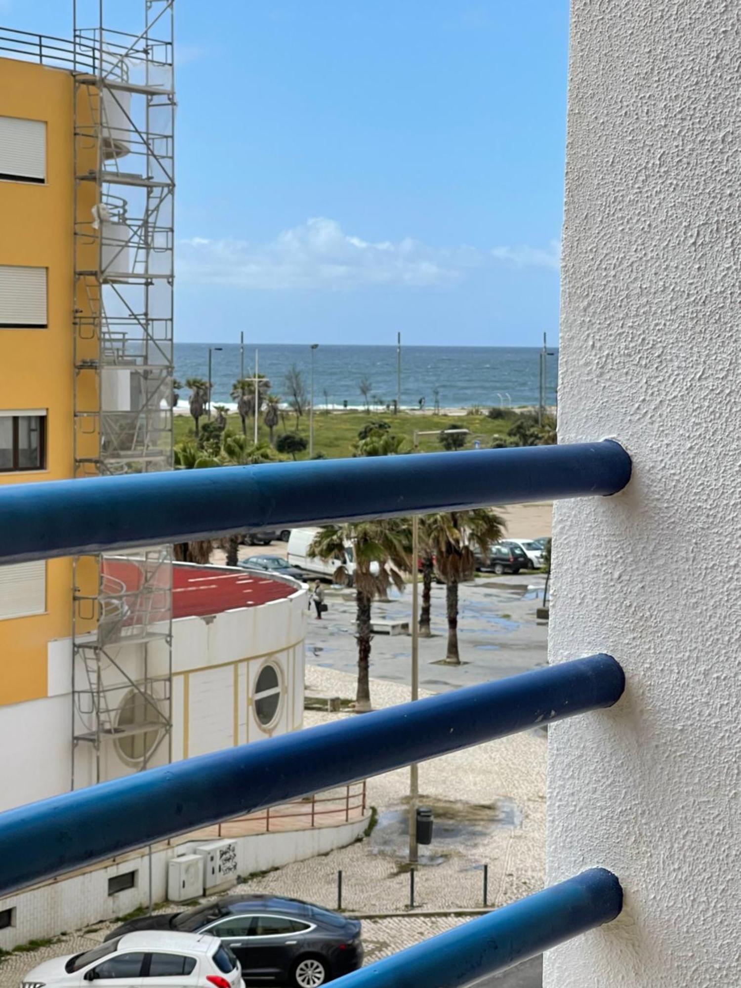 Enjoy Ocean Beach Life At Costa Da Caparica! Exteriér fotografie